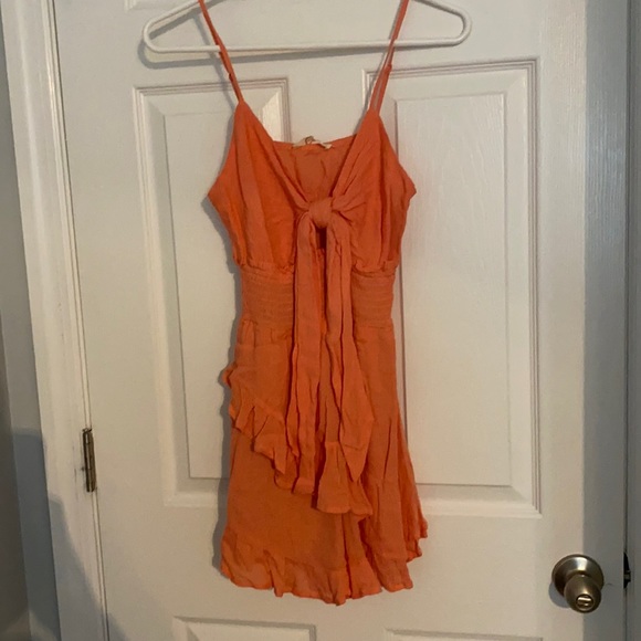 Coral romper - Picture 1 of 2